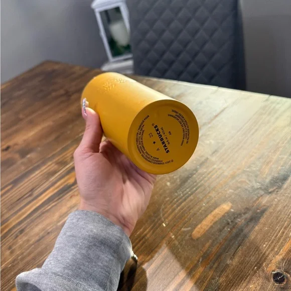 Starbucks Vibrant Yellow Tumbler - Picture 2 of 4